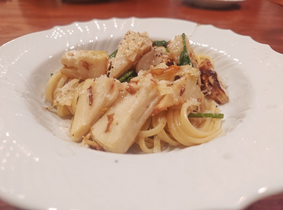 長崎,イタリアン,UGO,プリモ・ピアット(パスタなどのメイン料理),タケノコとセリのリングイネ